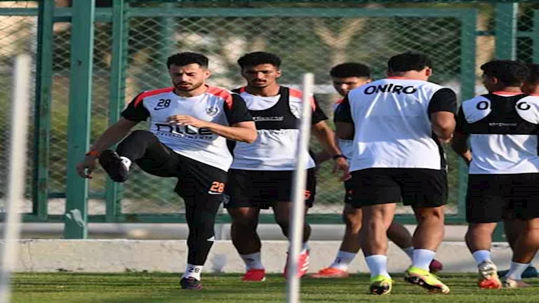 قبل الإعلان عنه.. صفقة الزمالك تصل معسكر الفريق