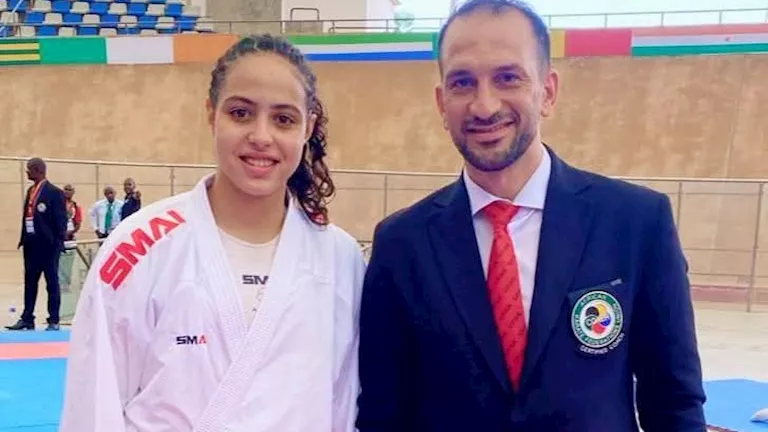 محافظ القليوبية يهنئ البطلة لمار محمود بعد حصدها ذهبية الكاراتيه