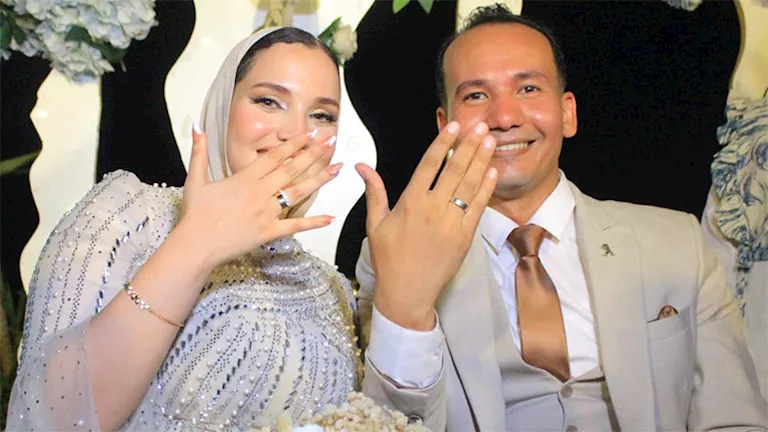 مجموعة “أونا” تهنّئ الزميلين محمود الهواري وآية محمد بخطوبتهما