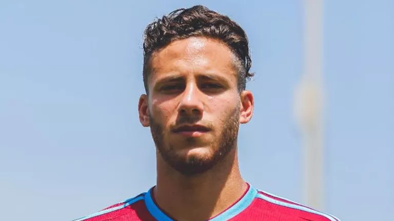 طعن وموقف تعاقد.. أحدث تطورات أزمة رمضان صبحي