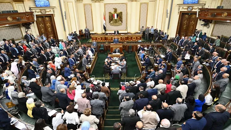 البرلمان يوافق على تخصيص 20% من درجات الشهادة الإعدادية لأعمال السنة