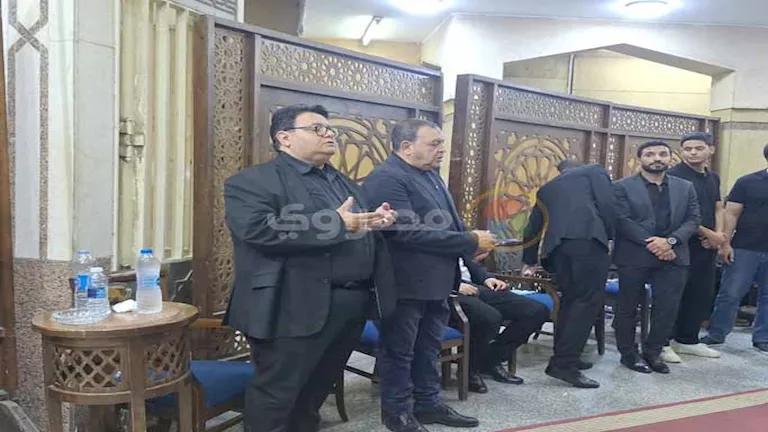بيومي فؤاد وحجاج عبدالعظيم يقدمان واجب العزاء في وفاة شقيق خالد جلال