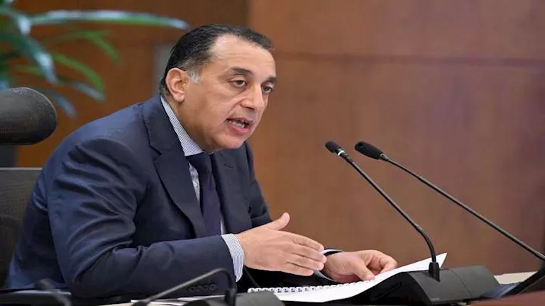 مدبولي يستعرض مشروعات الإسكندرية ويوجه بإنشاء 60 ألف شقة