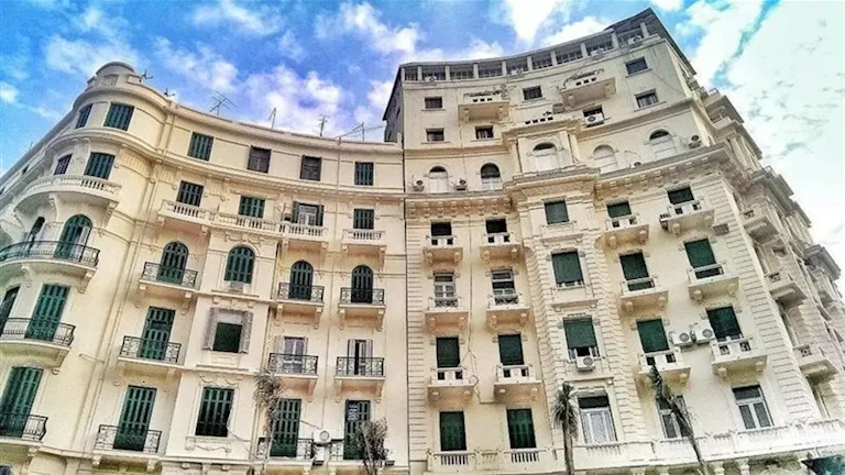 الإيجار القديم.. هل يحق للمستأجر الحصول على شقة من الدولة؟