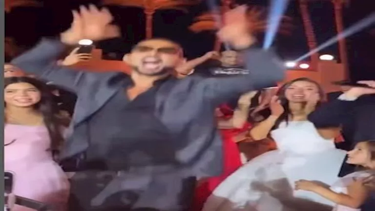 أحمد سعد يشعل زفاف حفيد عادل إمام..ومحمد إمام يرقص مع بناته (صور وفيدي