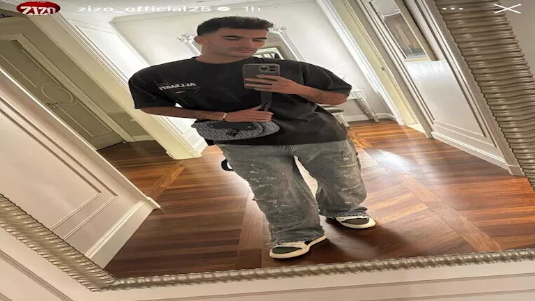 في أحد فنادق دبي.. زيزو يستمتع بعطلته الصيفية (صور)