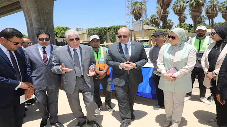 محافظ بني سويف ومستشار الرئيس يتفقدان المرسى السياحي الجديد
