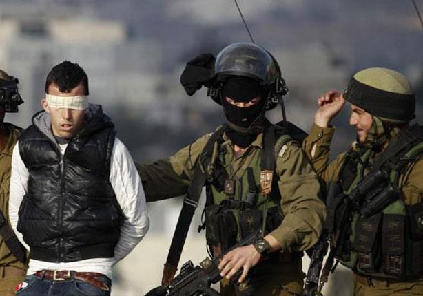 احتجاز أكثر من 50 شخصا.. حملة اعتقالات ومداهمات إسرائيلية في الضفة الغ