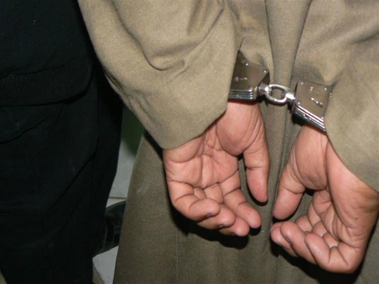 بعقارات وسيارات.. ضبط عنصر إجرامي لقيامه بغسل 60 مليون جنيه من تجارة ا