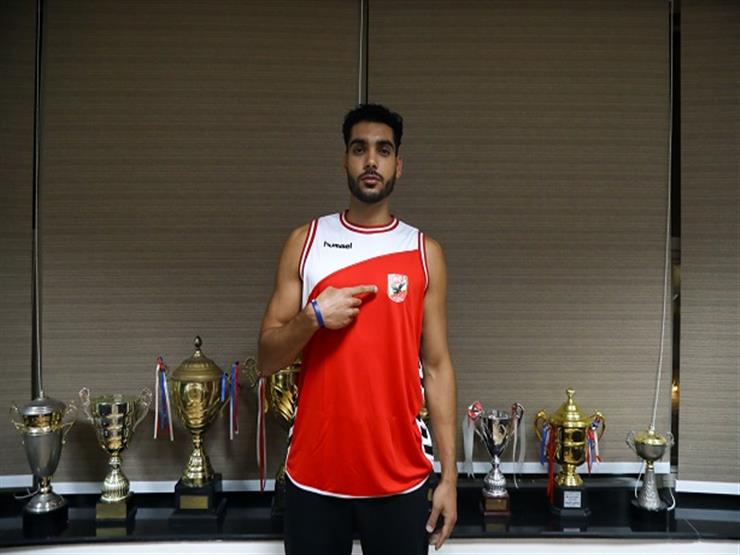 الكشف عن القيمة المالية لتجديد عقد إيهاب أمين مع الأهلي