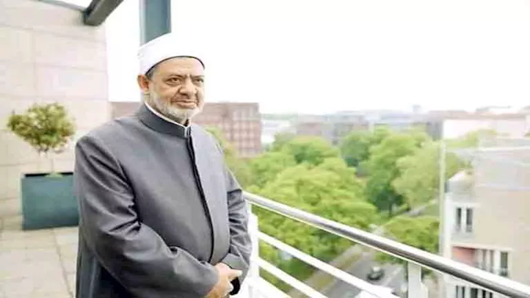 شيخ الأزهر يعزى باكستان في ضحايا الفيضانات المدمرة