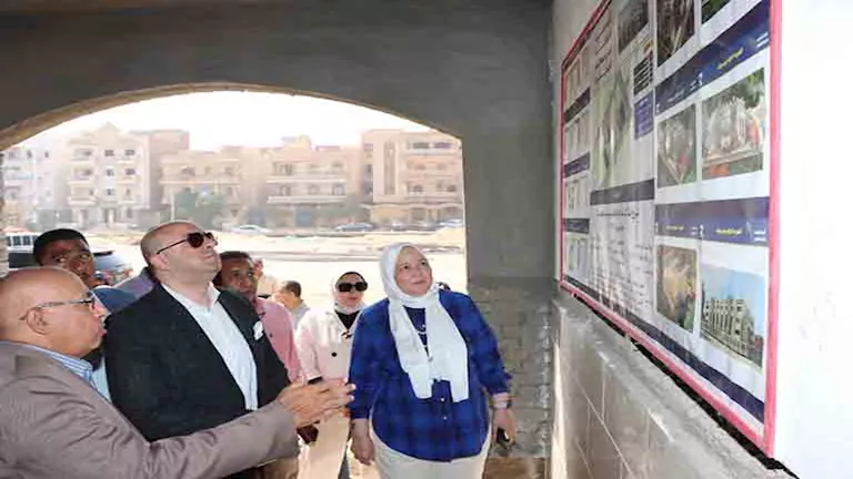 محافظ بني سويف يتابع إنشاء مدرسة لغات دولية بتجهيزات حديثة (صور)