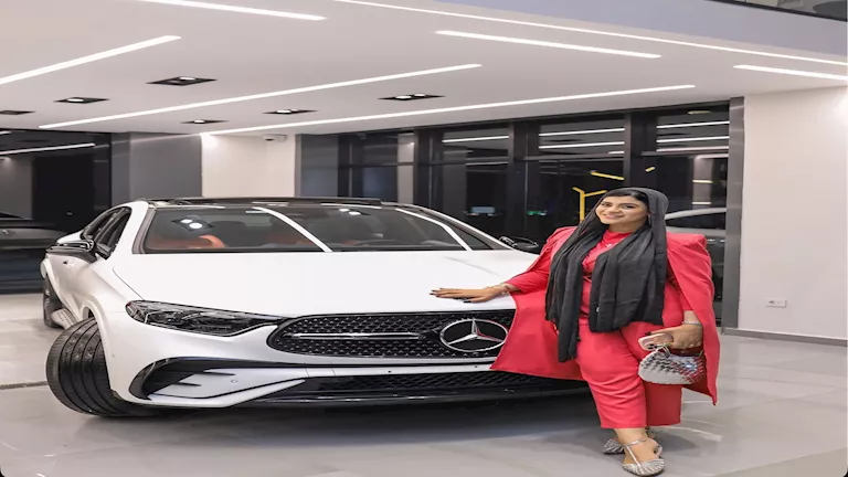 5 صور لزوجة مروان عطية أثناء افتتاح مشروعه الخاص