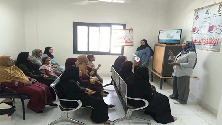 صحة المنيا تقدم خدماتها الطبية المجانية لأكثر من 1060 مواطنًا بقرية أس