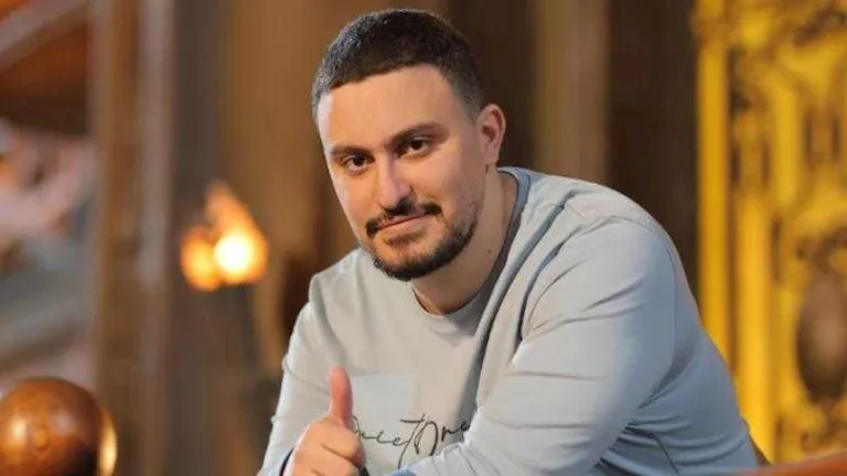 ياسين السقا يكشف تفاصيل مكالمة محمد صلاح: “كنت فاكر حد بيهزر”