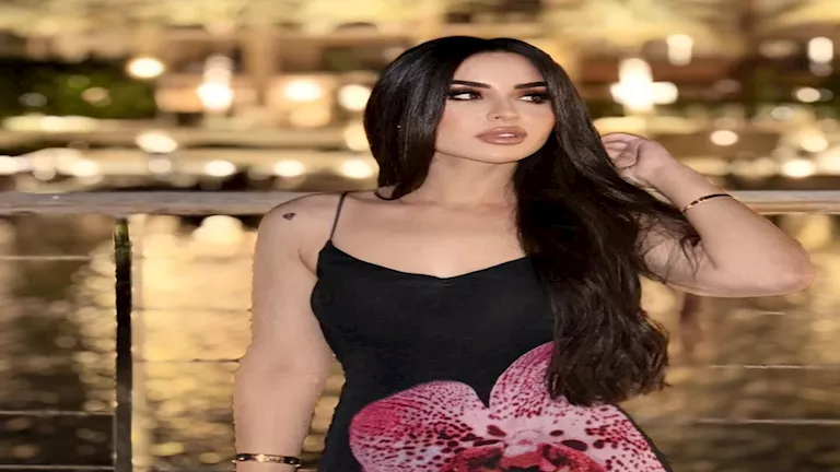 زوجة محمد عواد تنشر 7 صور والجمهور يعلق “أميرة بالفستان”