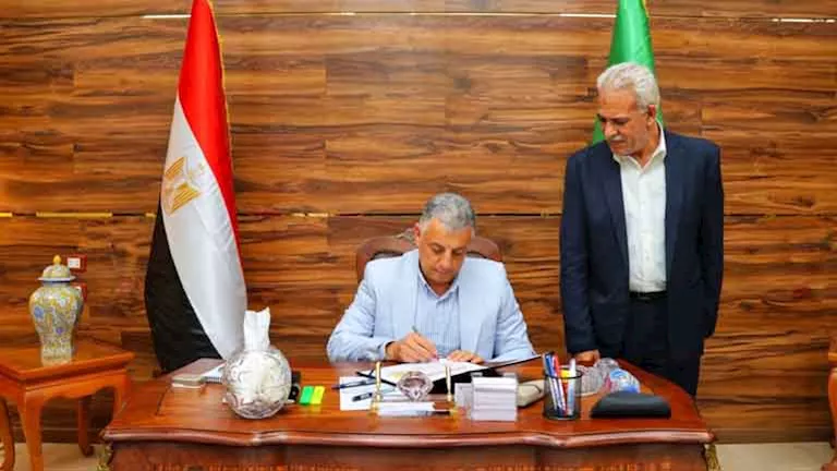 محافظ الإسماعيلية يعتمد نتيجة الدور الثاني للشهادة الإعدادية