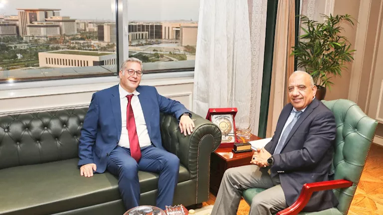 وزيرا الكهرباء والبترول يبحثان سبل تحسين كفاءة وحدات التوليد وخفض استه