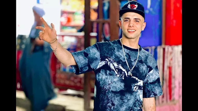 “طعنات متفرقة بالجسد”.. قصة مقتل شاب دفع حياته ثمنًا لشهامته بالمعصرة