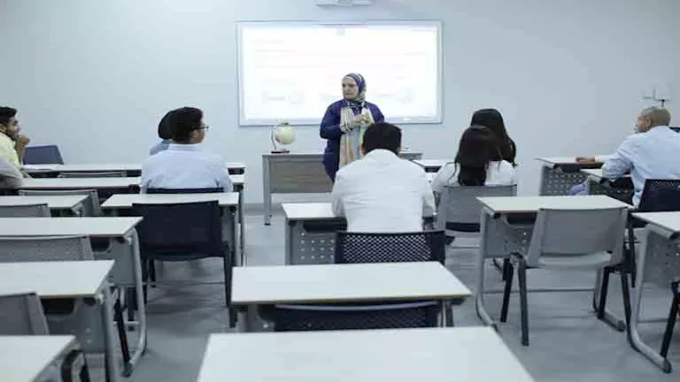 رئيس جامعة الجلالة: فرص واعدة لخريجي الذكاء الاصطناعي داخل مصر وخارجها