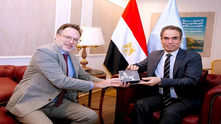 السفير الكندي يزور ماسبيرو ويشيد بحضارة مصر وشعبها