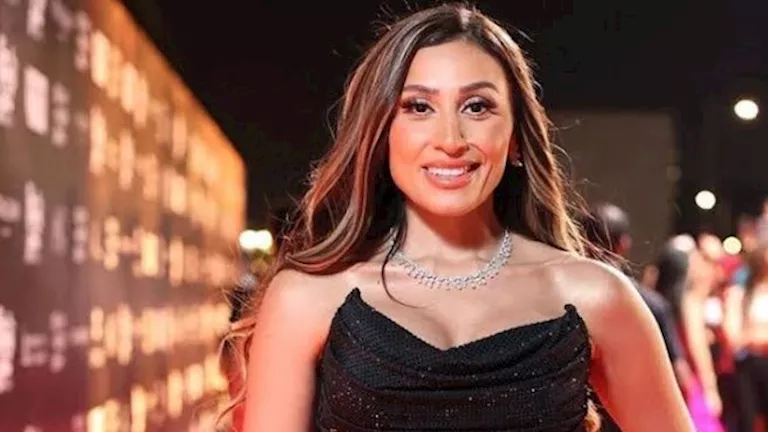 بإطلالة جريئة.. دينا الشربيني تتألق بالأبيض