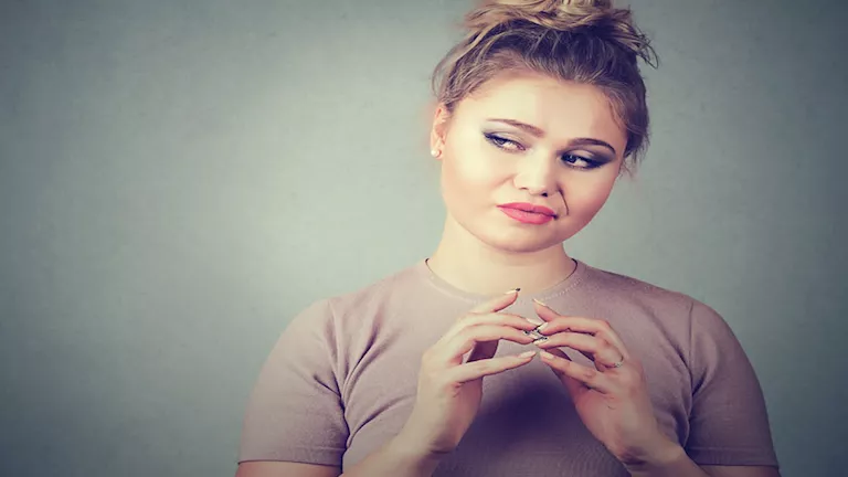 فكرة مجنونة.. امرأة تنتقم من زوجها بطريقة غريبة (فيديو)