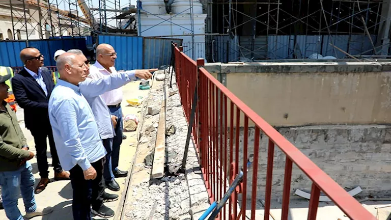 صور.. محافظ القاهرة يتفقد أعمال رفع كفاءة نفق شبرا