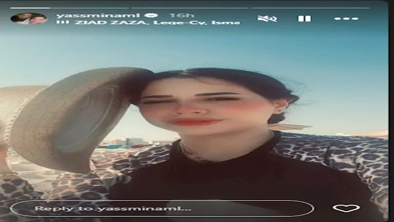 زوجة وليد سليمان على شاطئ البحر في المصيف