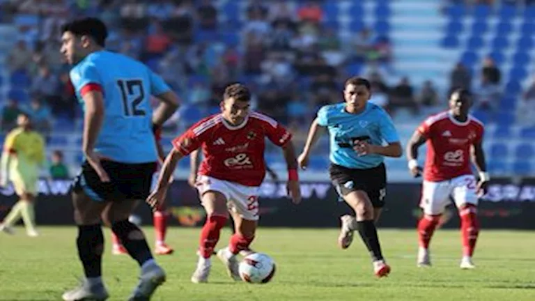 25 صورة لميدو وزوجته على البحر وعائلة طاهر محمد طاهر وزوجة عواد