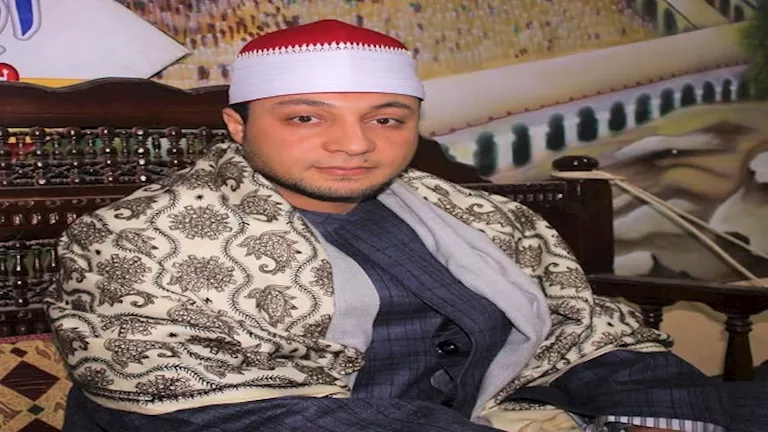 “صلى العشاء وتوقف قلبة”.. أسرة القارئ محمد رضا الطنطاوي تكشف لـ مصراوي