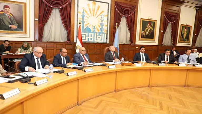 توجيهات عاجلة من محافظ القاهرة بشأن العام الدراسي الجديد