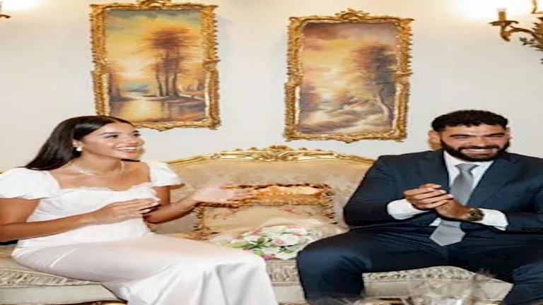 11 صورة من احتفال لاعب الأهلي بخطبته على لاعبة فريق الطائرة