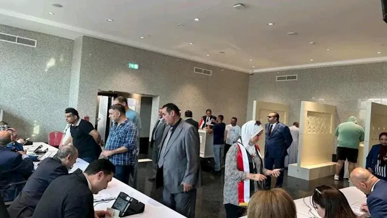 نشرة التوك شو| مجريات عملية تصويت المصريين في الخارج وحقيقة حظر تيك تو