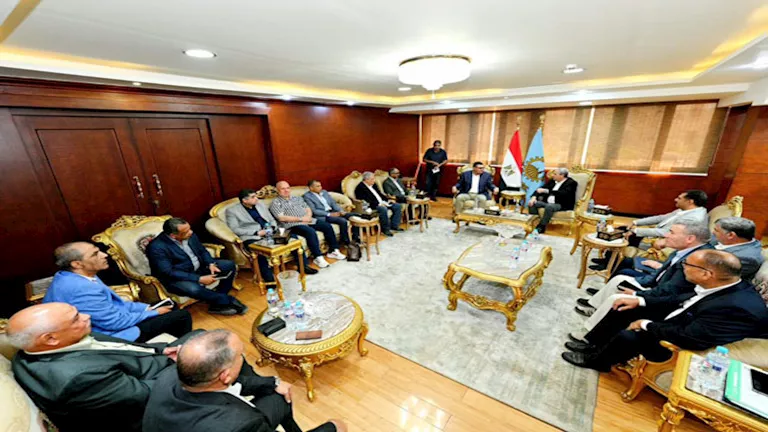 “الشربيني” يتفقد مشروعات “حياة كريمة” بالغربية: دعم البنية التحتية وال