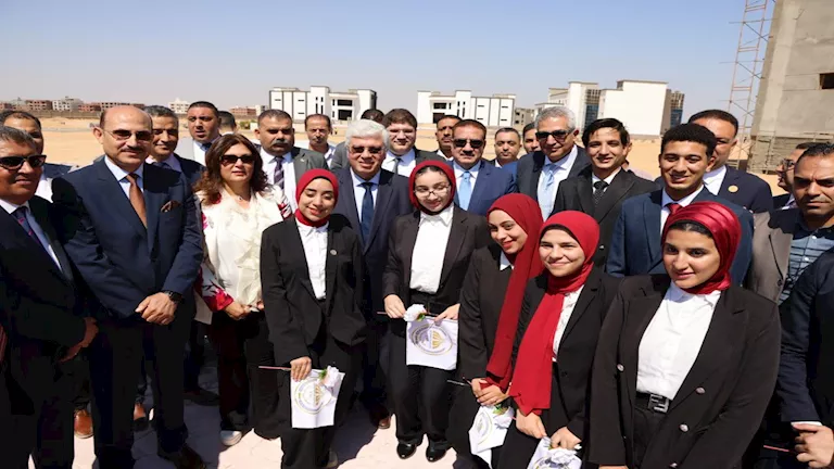 محافظ المنوفية يفتتح مشروعات تعليمية وصحية بجامعة السادات (صور)