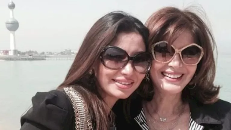 غادة رجب لميرفت أمين: “أمي التانية وصاحبة المعدن النقي”