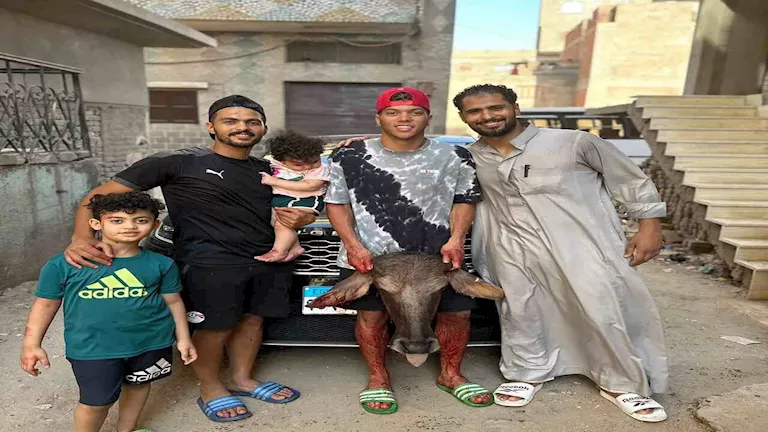 14 صورة ترصد تكوين نجومية إمام عاشور