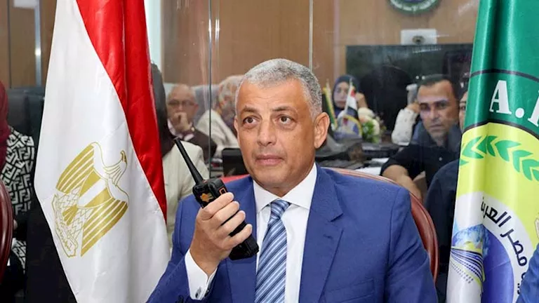 محافظ الإسماعيلية: لا معوقات لانتخابات الشيوخ في يومها الأول (صور)