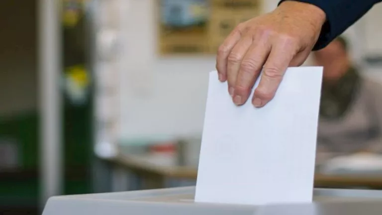 بعد إعلان اللجنة العامة.. ننشر الحصر العددي لانتخابات الشيوخ 2025 بال