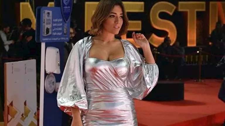 آية سليم تستمتع بالإجازة على جزيرة إيبيزا