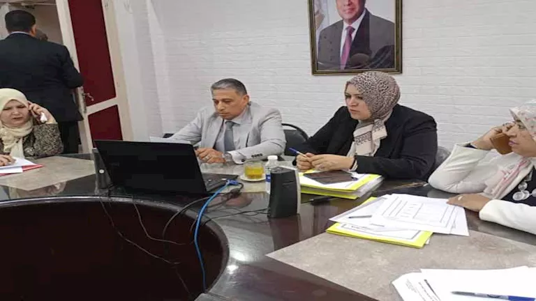 وكيل تعليم الجيزة يتابع سير امتحانات الدور الثاني للشهادة الإعدادية