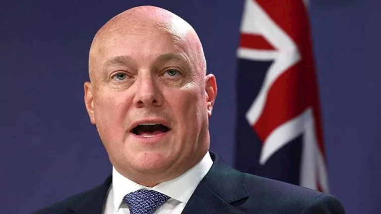 نيوزيلندا وأستراليا تبحثان تعزيز التعاون بين جيشيهما