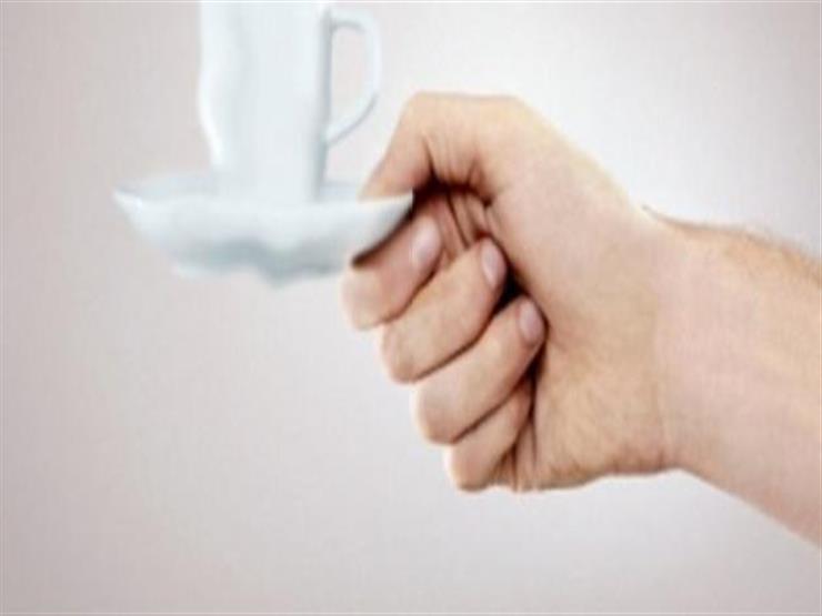 ما أسباب سقوط الأشياء من اليد فجأة؟ لن تتوقع