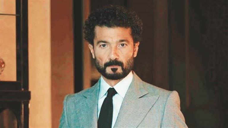 تكريم خالد النبوي بجائزة “فاتن حمامة للتميز” في مهرجان القاهرة السينما