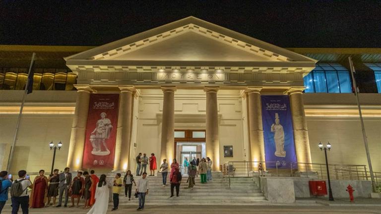 السياحة تنفي فقدان قطع أثرية من المتحف اليوناني الروماني بالإسكندرية