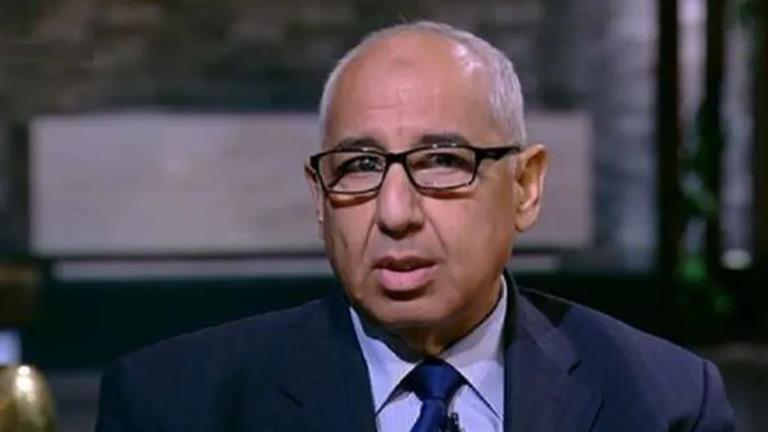 رئيس شعبة الأدوية: أزمة الدواء حقيقية.. والحل في تقليل التكاليف لا زيا