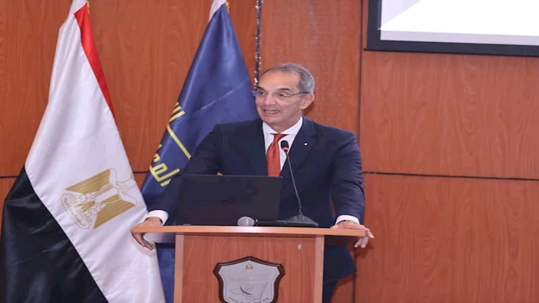 وزير الاتصالات: استراتيجية وطنية لتعزيز منظومة الذكاء الاصطناعي في مصر