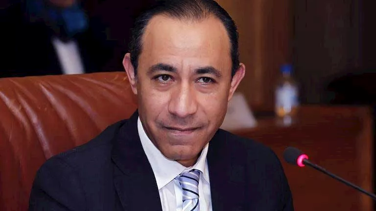 رائد الإعلام الرياضي المصري.. الأعلى للإعلام يكرم حسام الدين فرحات