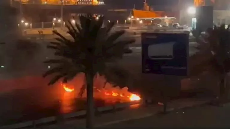 اندلاع اشتباكات مسلحة بعد توقف التوتر الأمني لفترة وجيزة غربي طرابلس